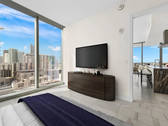 700 NE 26 Ter # 1605, Miami FL 33137