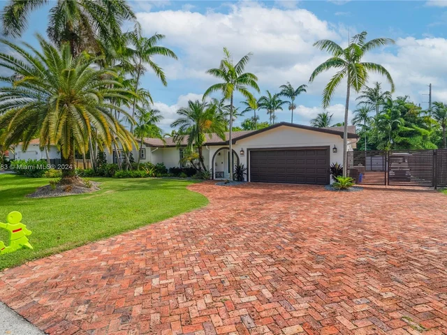 6420 Dolphin Dr, Coral Gables FL 33158