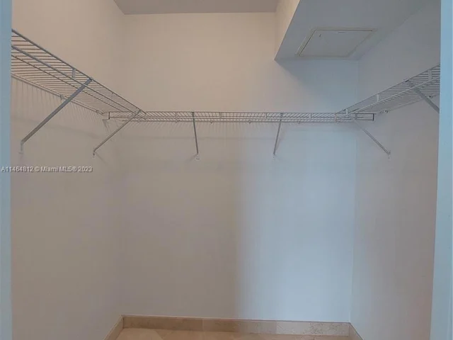 325 S Biscayne Blvd # 3721, Miami FL 33131