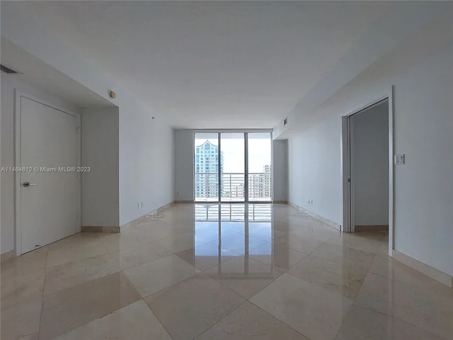 325 S Biscayne Blvd # 3721, Miami FL 33131