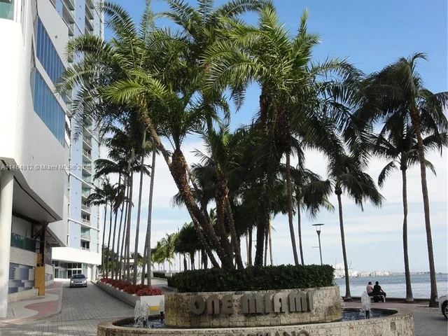 325 S Biscayne Blvd # 3721, Miami FL 33131