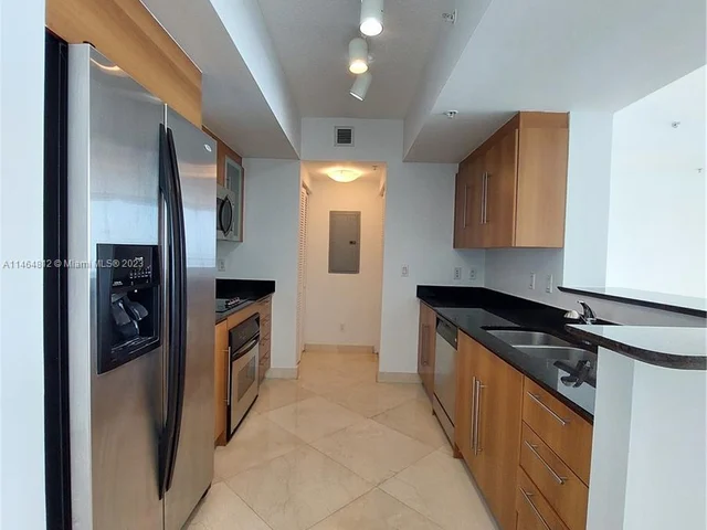 325 S Biscayne Blvd # 3721, Miami FL 33131