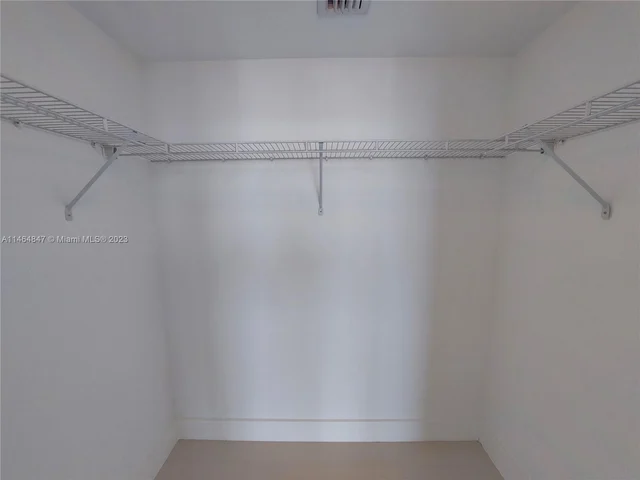 55 SE 6th St # 3605, Miami FL 33131