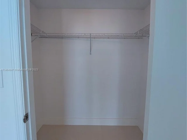 55 SE 6th St # 3605, Miami FL 33131