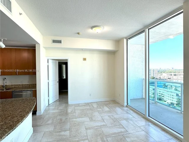 1945 S Ocean Dr # 1212, Hallandale Beach FL 33009