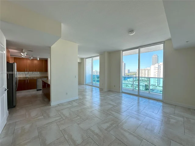 1945 S Ocean Dr # 1212, Hallandale Beach FL 33009