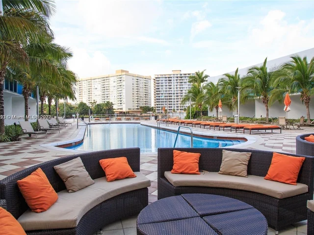 1945 S Ocean Dr # 1212, Hallandale Beach FL 33009