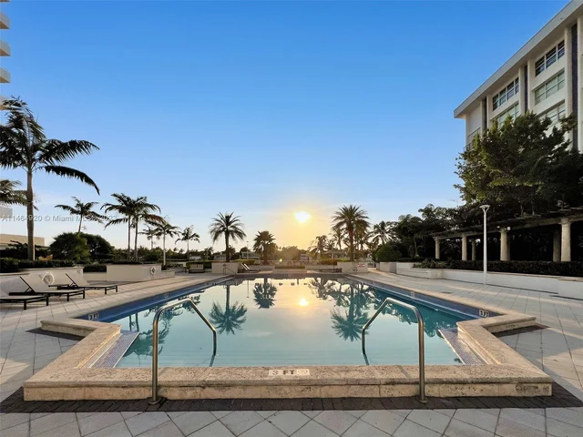 5600 Collins Ave # D, Miami Beach FL 33140