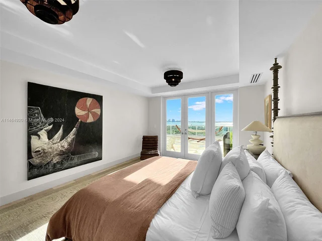 5600 Collins Ave # D, Miami Beach FL 33140