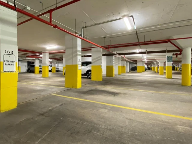 5600 Collins Ave # D, Miami Beach FL 33140