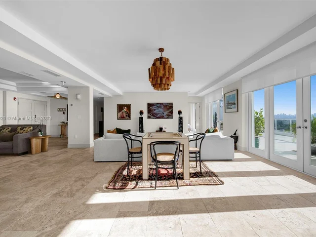 5600 Collins Ave # D, Miami Beach FL 33140