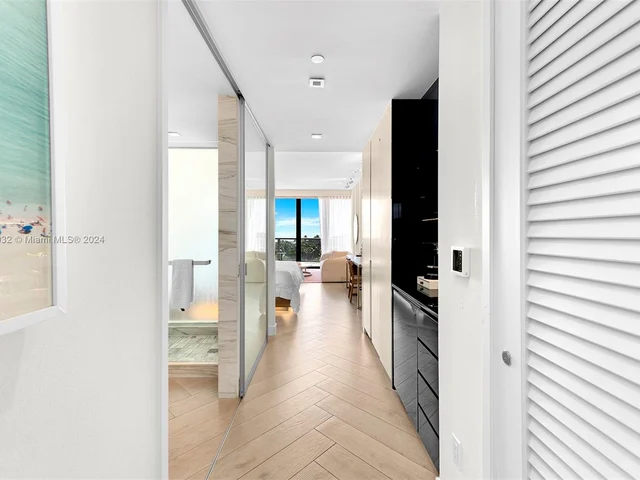 2201 Collins Ave # 614, Miami Beach FL 33139