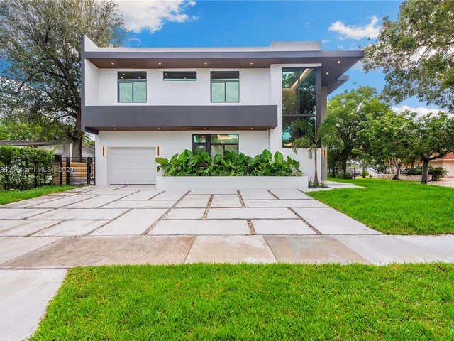 1875 NE 193rd St, Miami FL 33179