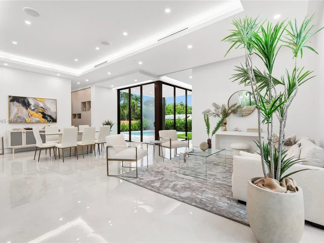 1875 NE 193rd St, Miami FL 33179