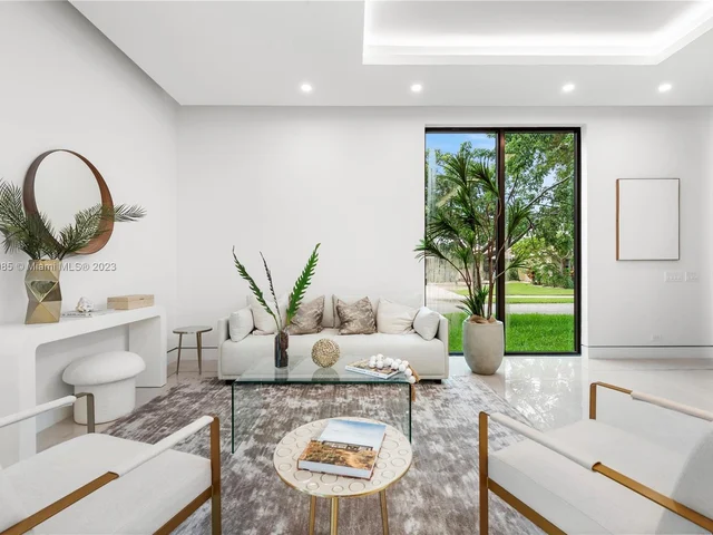 1875 NE 193rd St, Miami FL 33179