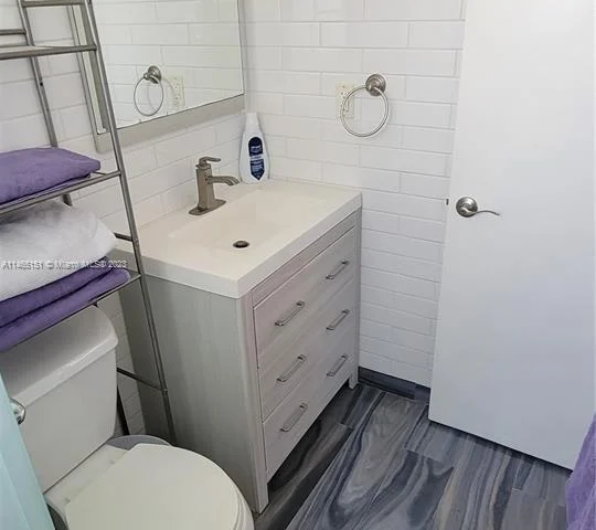 2150 Sans Souci Blvd # B611, North Miami FL 33181