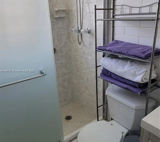 2150 Sans Souci Blvd # B611, North Miami FL 33181