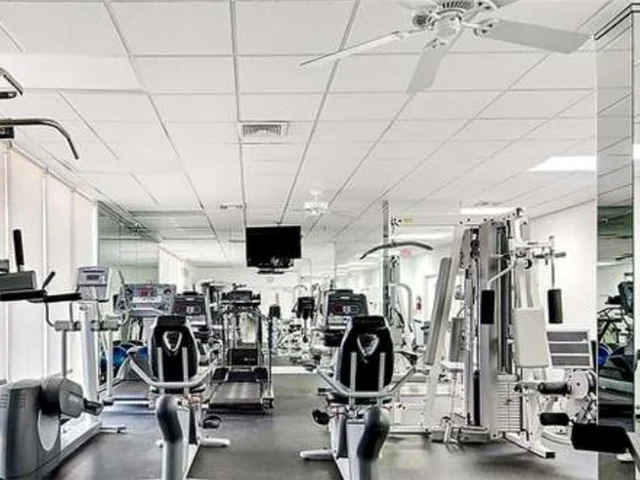 2150 Sans Souci Blvd # B611, North Miami FL 33181