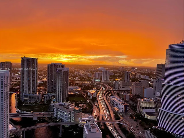 200 Biscayne Boulevard Way # 4810, Miami FL 33131