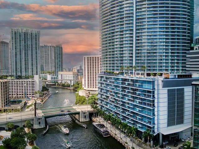 200 Biscayne Boulevard Way # 4810, Miami FL 33131