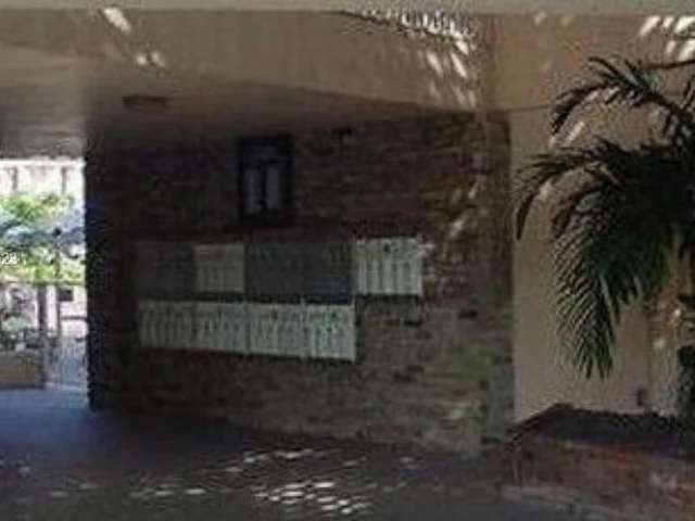 6580 Santona St # A44, Coral Gables FL 33146