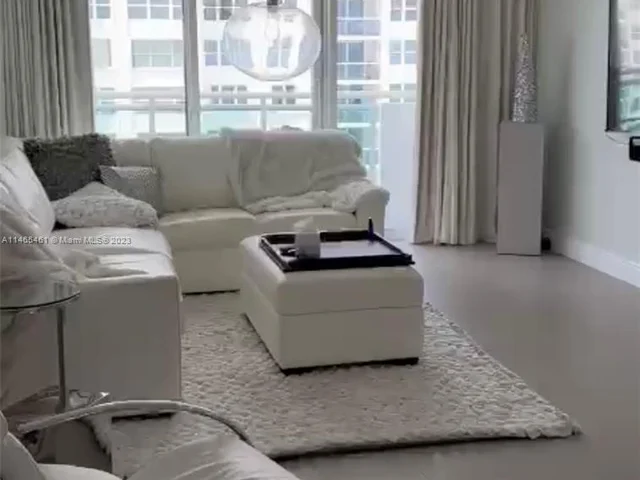 3001 S Ocean Dr # 1007, Hollywood FL 33019