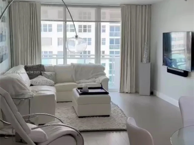 3001 S Ocean Dr # 1007, Hollywood FL 33019