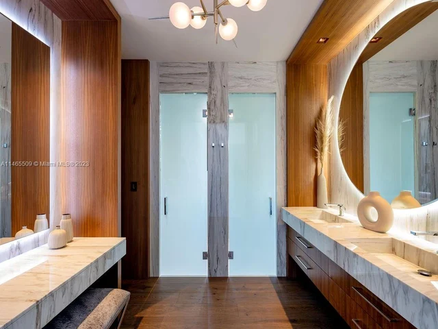 3910 Battersea Rd, Miami FL 33133