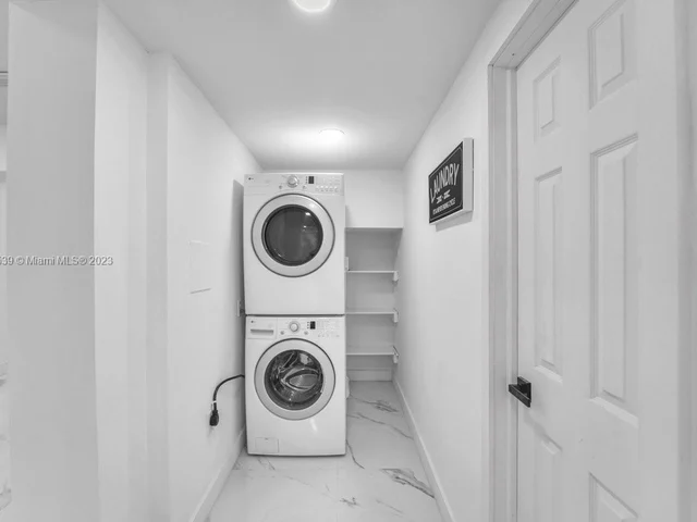 1208 N 25th ave, Hollywood FL 33020