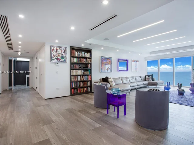 1830 S Ocean Dr # A, Hallandale Beach FL 33009