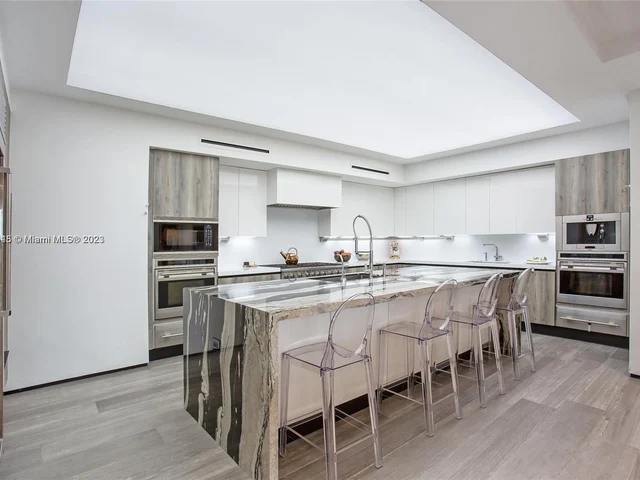 1830 S Ocean Dr # A, Hallandale Beach FL 33009