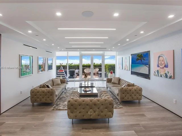 1830 S Ocean Dr # A, Hallandale Beach FL 33009