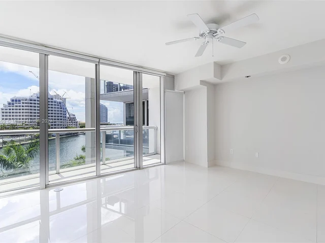 495 Brickell Ave, Miami FL 33131