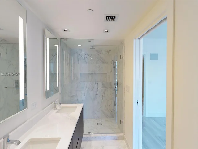 1451 Brickell Ave # 1201, Miami FL 33131