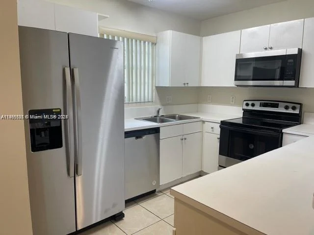 2314 Johnson St # 17C, Hollywood FL 33020