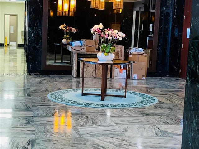 500 Bayview Dr # 1031, Sunny Isles Beach FL 33160