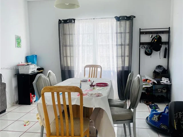 500 Bayview Dr # 1031, Sunny Isles Beach FL 33160