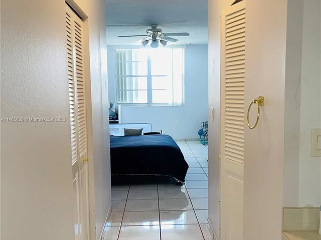 500 Bayview Dr # 1031, Sunny Isles Beach FL 33160