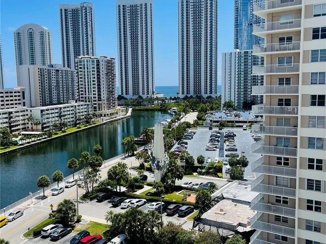 500 Bayview Dr # 1031, Sunny Isles Beach FL 33160