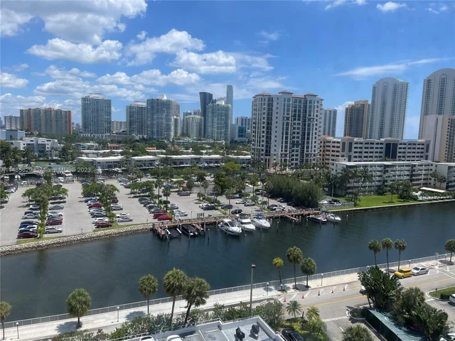 500 Bayview Dr # 1031, Sunny Isles Beach FL 33160