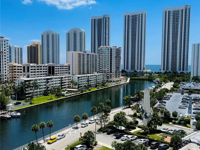 500 Bayview Dr # 1031, Sunny Isles Beach FL 33160