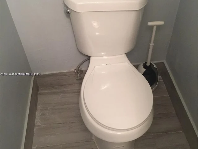 6601 Lincoln Street, Hollywood FL 33024