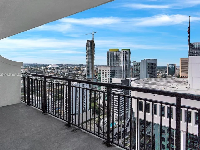 999 SW 1st Ave # 3315, Miami FL 33130