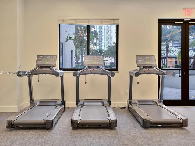 999 SW 1st Ave # 3315, Miami FL 33130