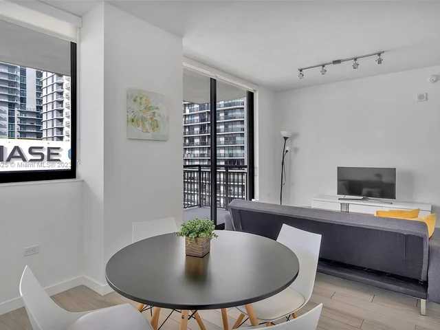 999 SW 1st Ave # 3315, Miami FL 33130