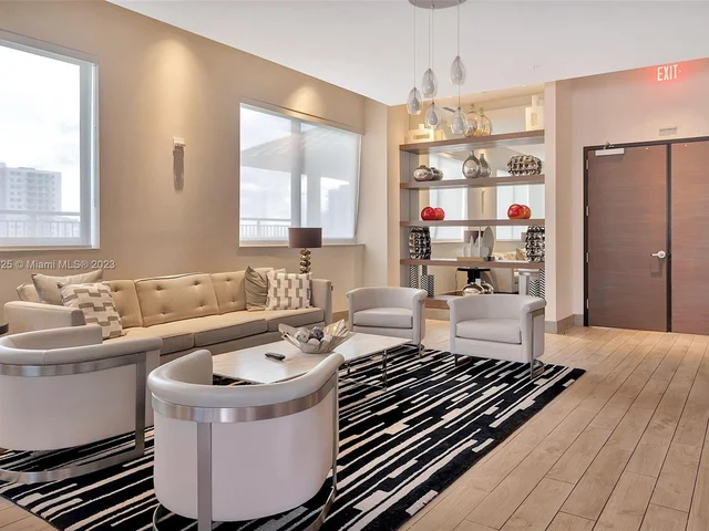 999 SW 1st Ave # 3315, Miami FL 33130