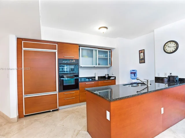 1830 S Ocean Dr # 2808, Hallandale Beach FL 33009