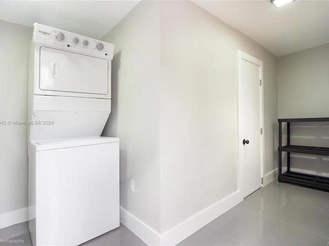 5050 NW 12th Ave, Miami FL 33127