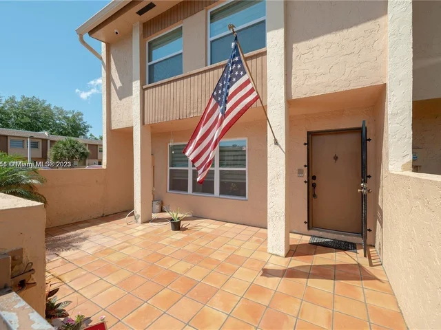 14115 SW 66th St # I1, Miami FL 33183