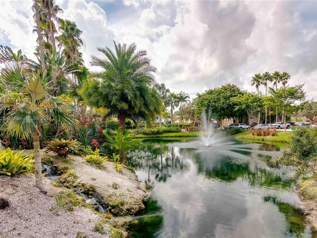 10740 Lenox Rd, Cooper City FL 33026